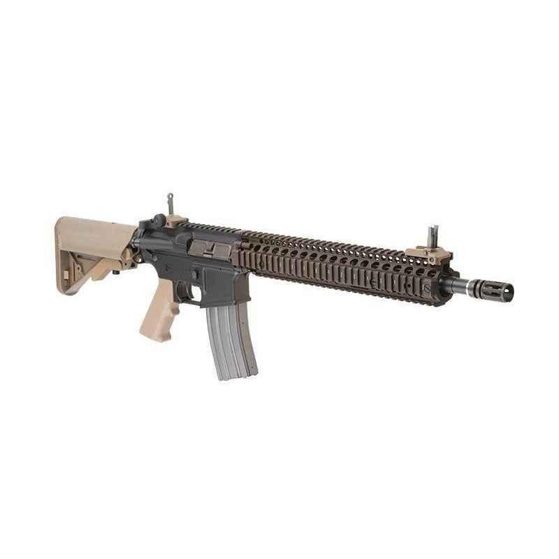 VFC VR16 RIS II Daniel Defence M4A1 RIS II 正規ライセンス 日本版 ガスブロ―バック FDE［VF2J-M4_RIS2_M-TN01］