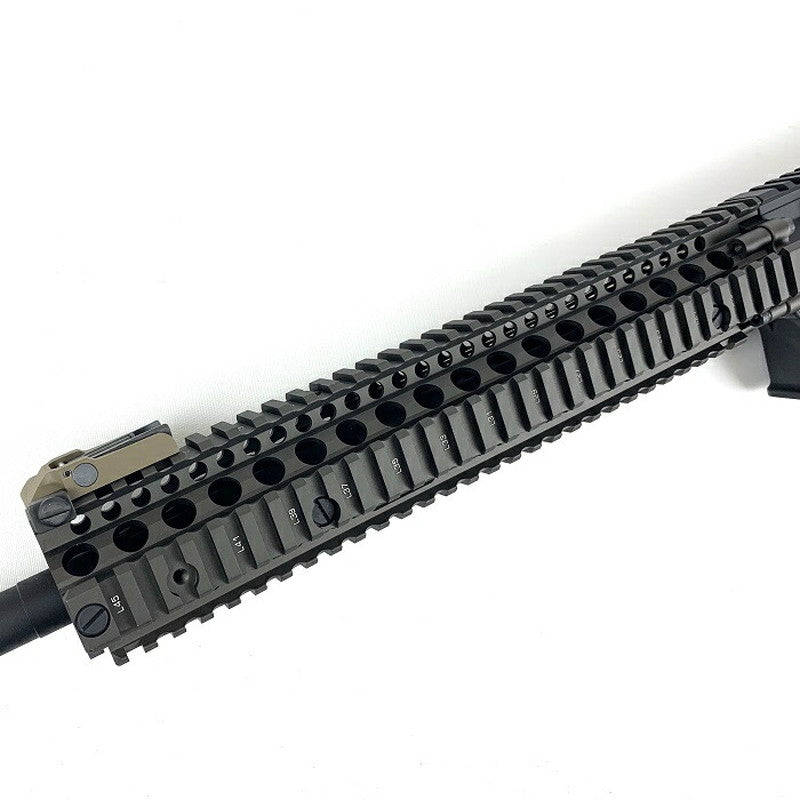 VFC VR16 RIS II Daniel Defence M4A1 RIS II 正規ライセンス 日本版 ガスブロ―バック FDE［VF2J-M4_RIS2_M-TN01］