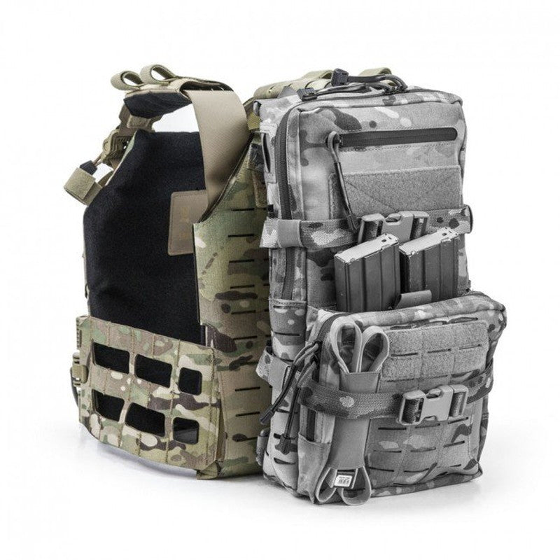 HUSAR ユサール Sarmatian プレートキャリア 1.0V